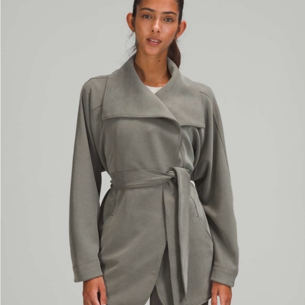 lululemon athletica Women's Gray Trench Coat